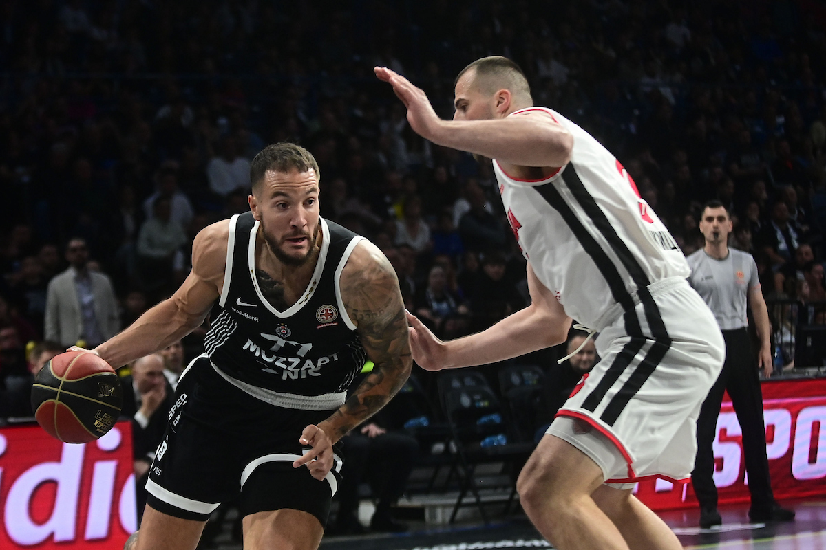 POLUVREME - Lovernj efikasan na povratničkom debiju, Partizan se raspucao u drugom kvartalu